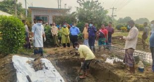 ইসমাইলের মরদেহ উত্তোলন.jpg